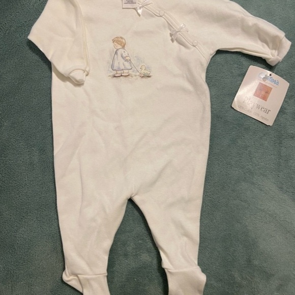 Vintage Carter's White Footie One Piece with Screenprint - Picture 1 of 8